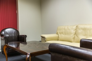 gallery-item